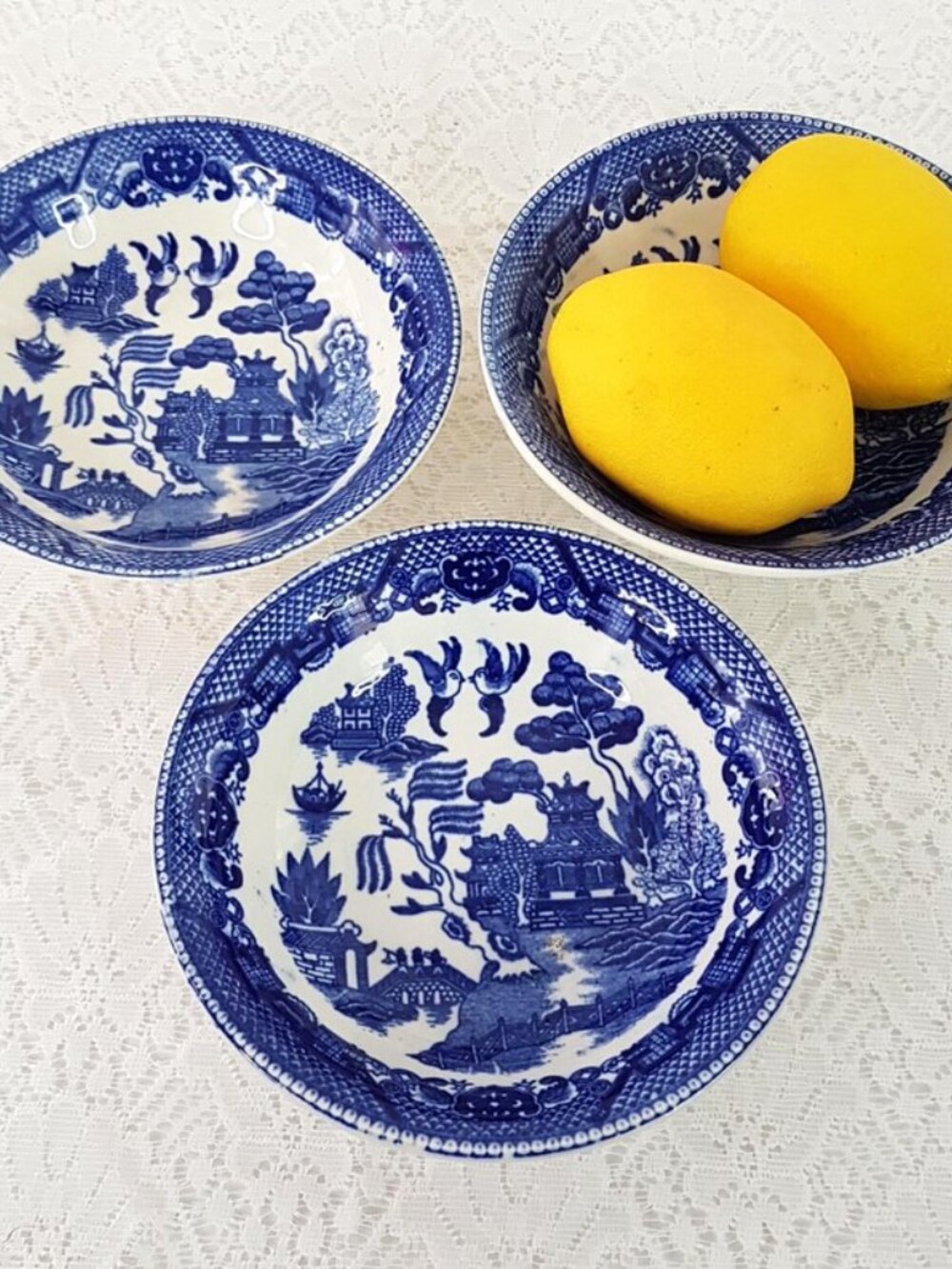 Vintage Blue Willow Soup Cereal Bowls Japan Blue White Transferware - Set of 3 - Picture 2 of 8